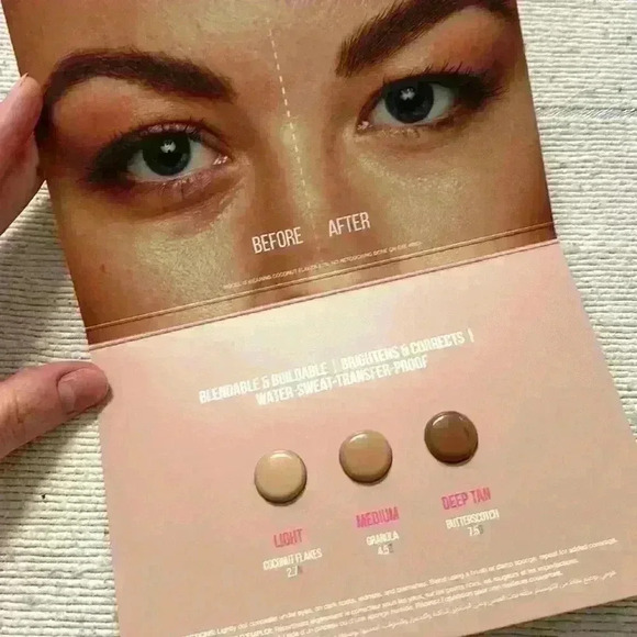 Bundle of 14 LUXE make up and skin care samples✨✨ - Picture 13 of 15